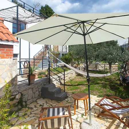 Stunning In Omis With Kitchen